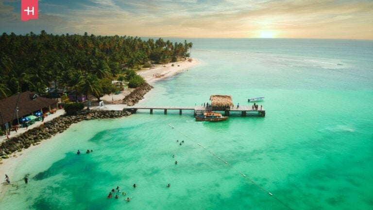 Pier auf den Malediven