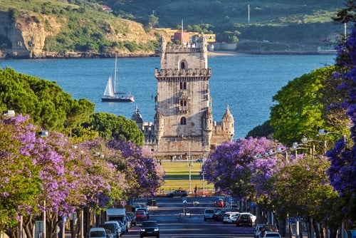 Malerischer Blick auf den Turm von Belém in Lissabon, Portugal.