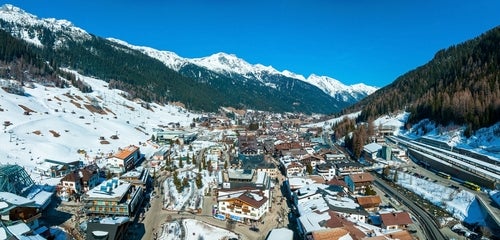 Skigebiet St. Anton am Arlberg in Österreich.