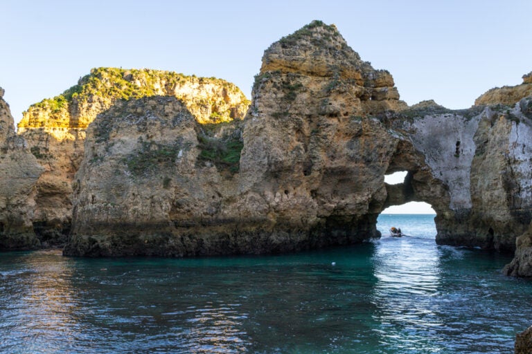 Felsformationen an der Algarve, Portugal