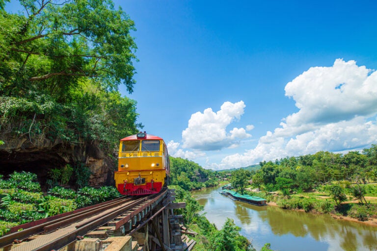 Thailand öffentliche Verkehrsmittel: Züge.
