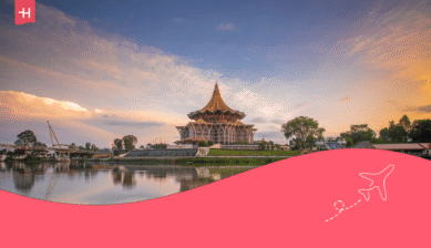 Blick auf das Parlamentsgebäude von Sarawak in Kuching. Passend zum Thema: Ist Malaysia sicher?