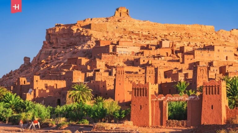 Blick auf das Lehmdorf Ait Ben Haddou in Marokko.