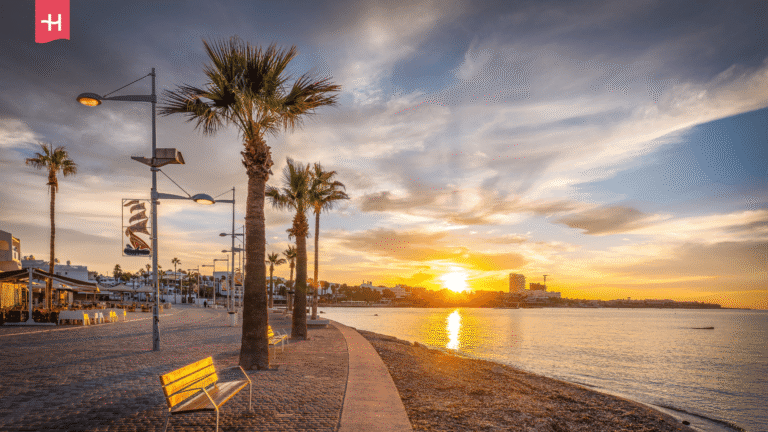 Uferpromenade in Paphos auf Zypern.