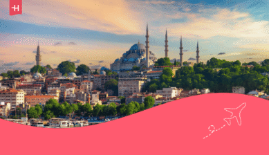 Sightseeingschiffe in istanbul; passend zum Thema Urlaub Türkei mit Kindern.