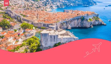 Luftaufnahme der Altstadt und Festung von Dubrovnik.