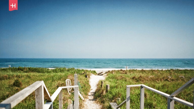 Dünenweg zum Strand in den Hamptons