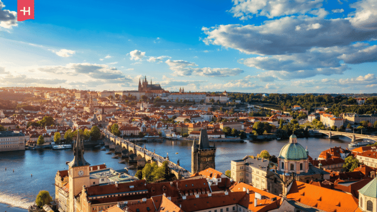 Prag mit Karlsbrücke und Moldau