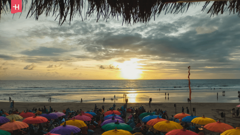 Sonnenuntergang am Strand von Seminyak