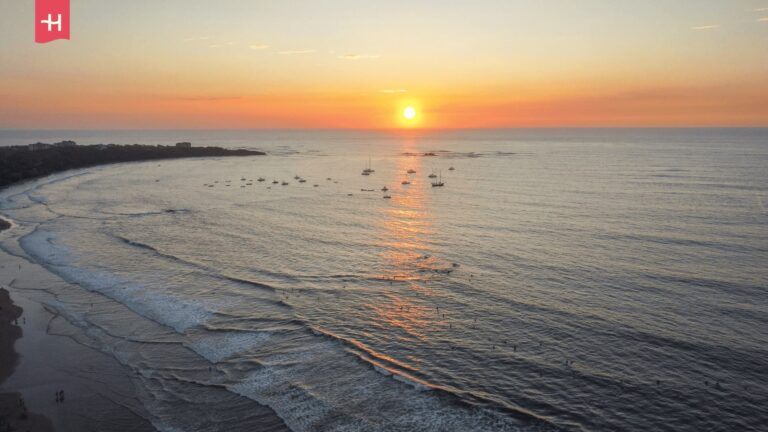 Sonnenuntergang am Tamarindo Strand, Costa Rica
