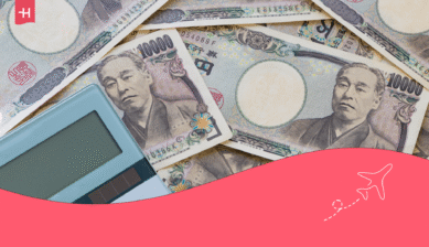 Japanische Yen-Geldscheine und Taschenrechner