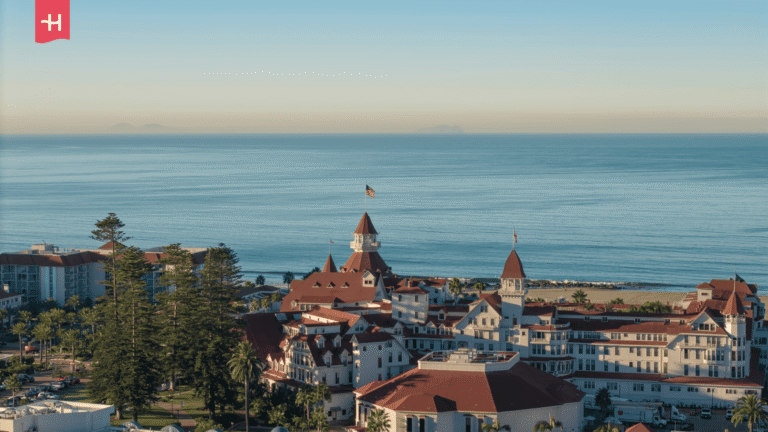 Hotel del Coronado am Strand von San Diego