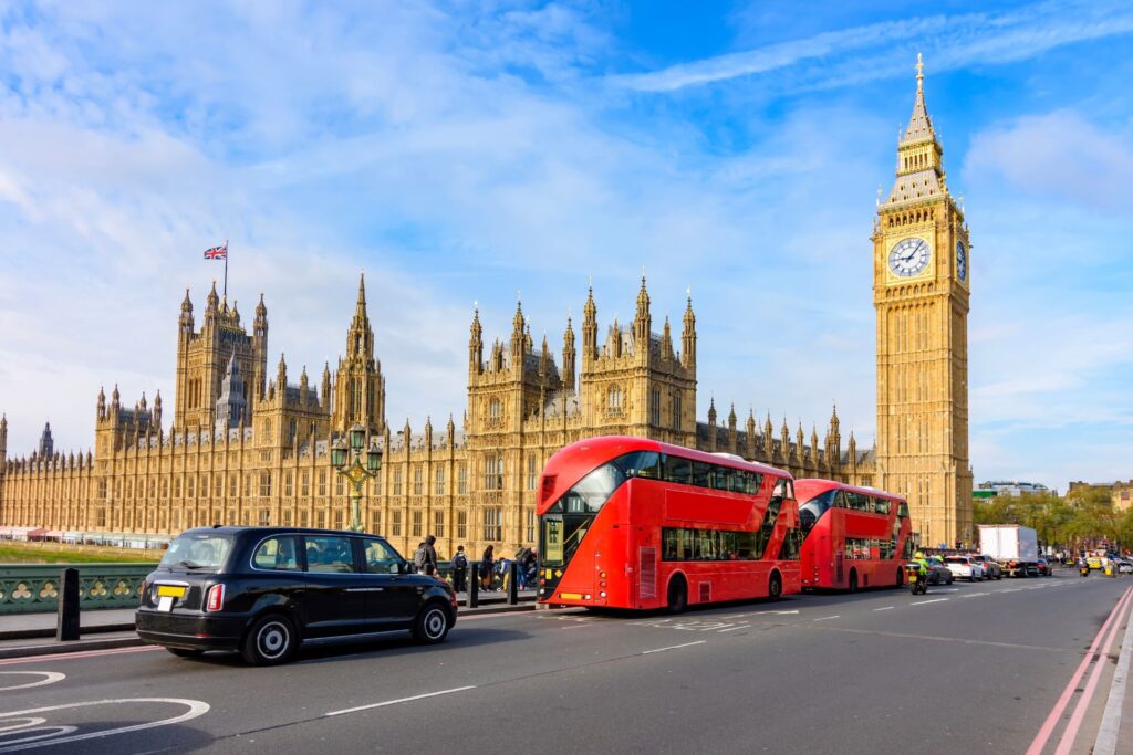 Big Ben y autobús en Londres