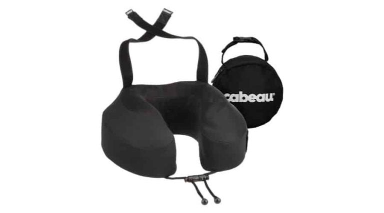 La Almohada de viaje Cabeau Evolution S3 es la más popular en Amazon