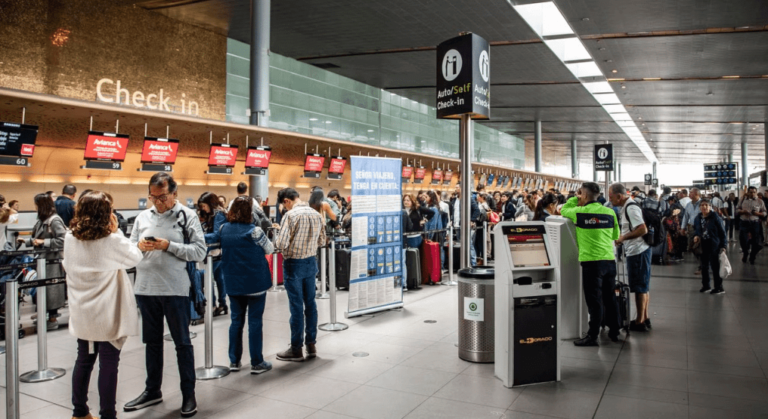 Cómo llegar a Colombia en avión