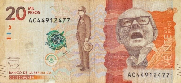 veinte mil pesos colombianos