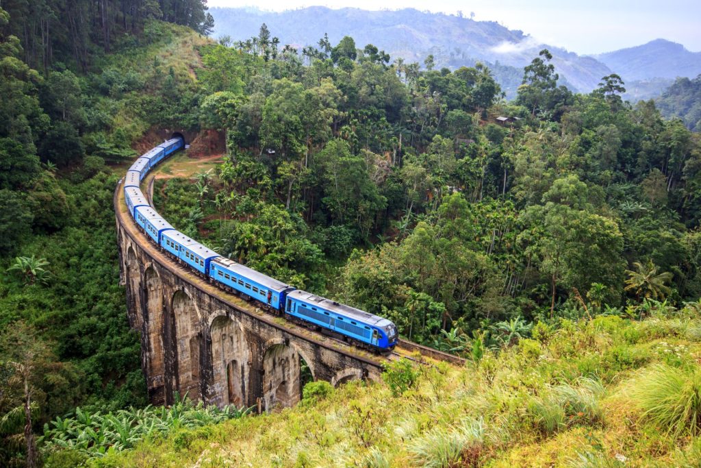 Puente de los Nueve Arcos en Ella, Sri Lanka