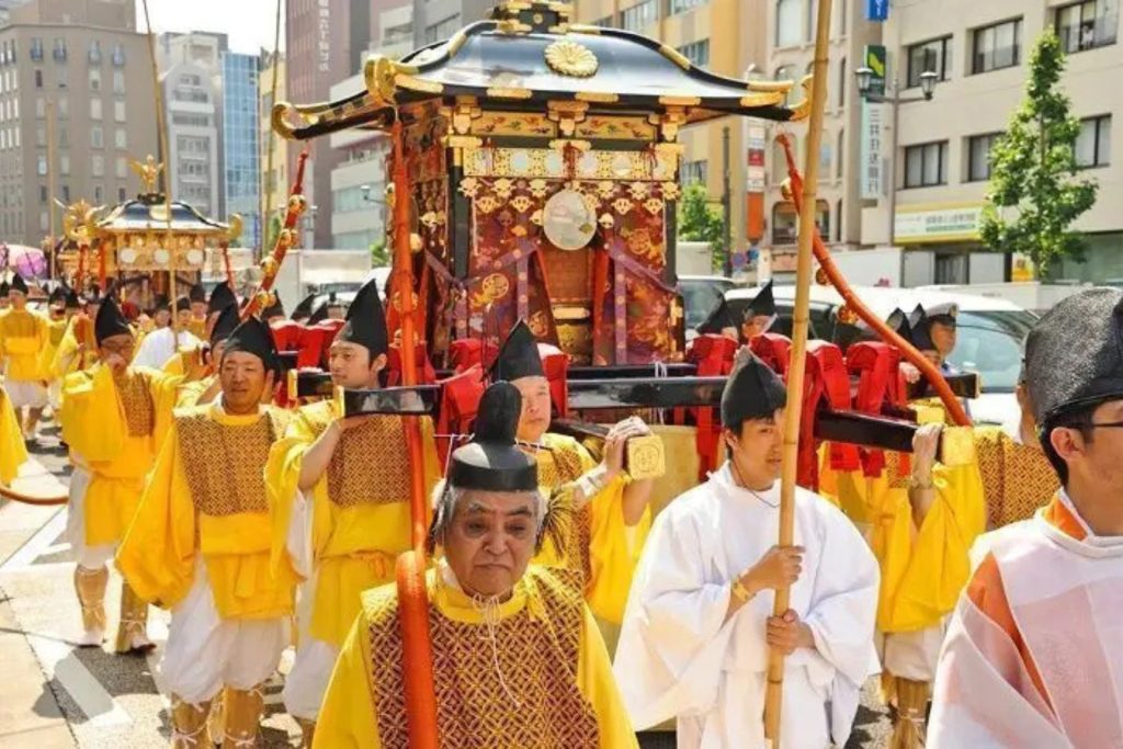 Festival sintoísta en Tokio