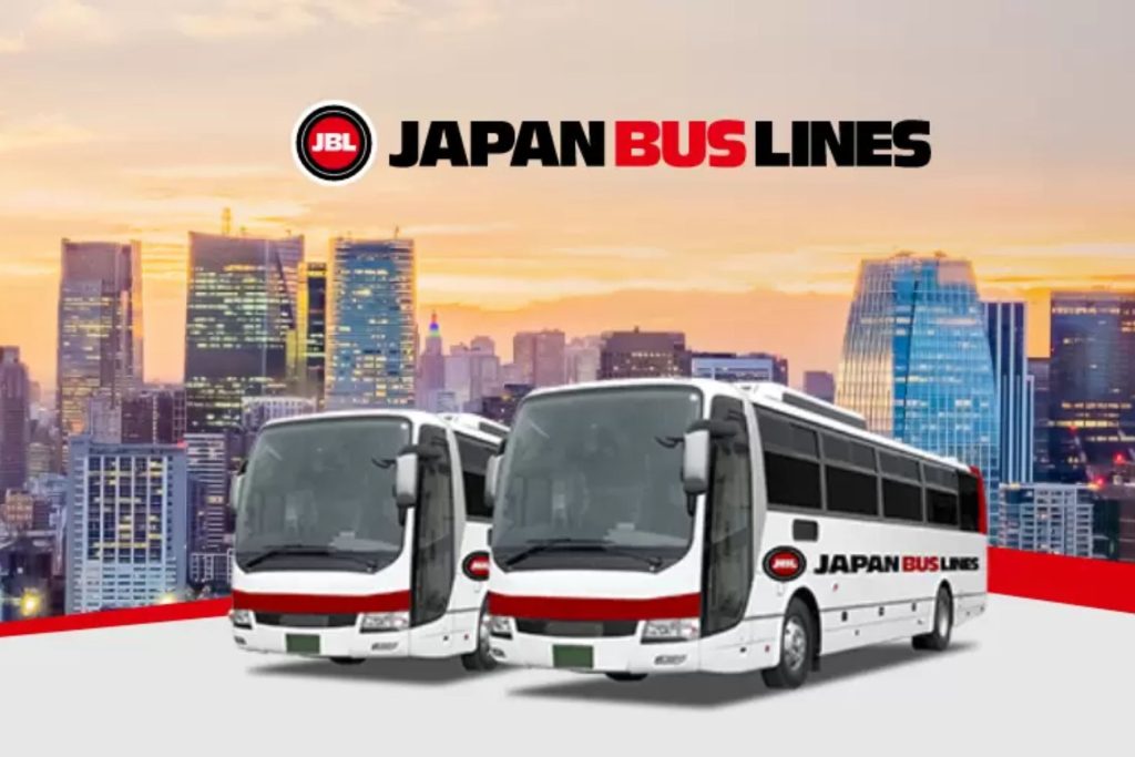 Reserva tu JBL pass y viaja en autobús por Japón