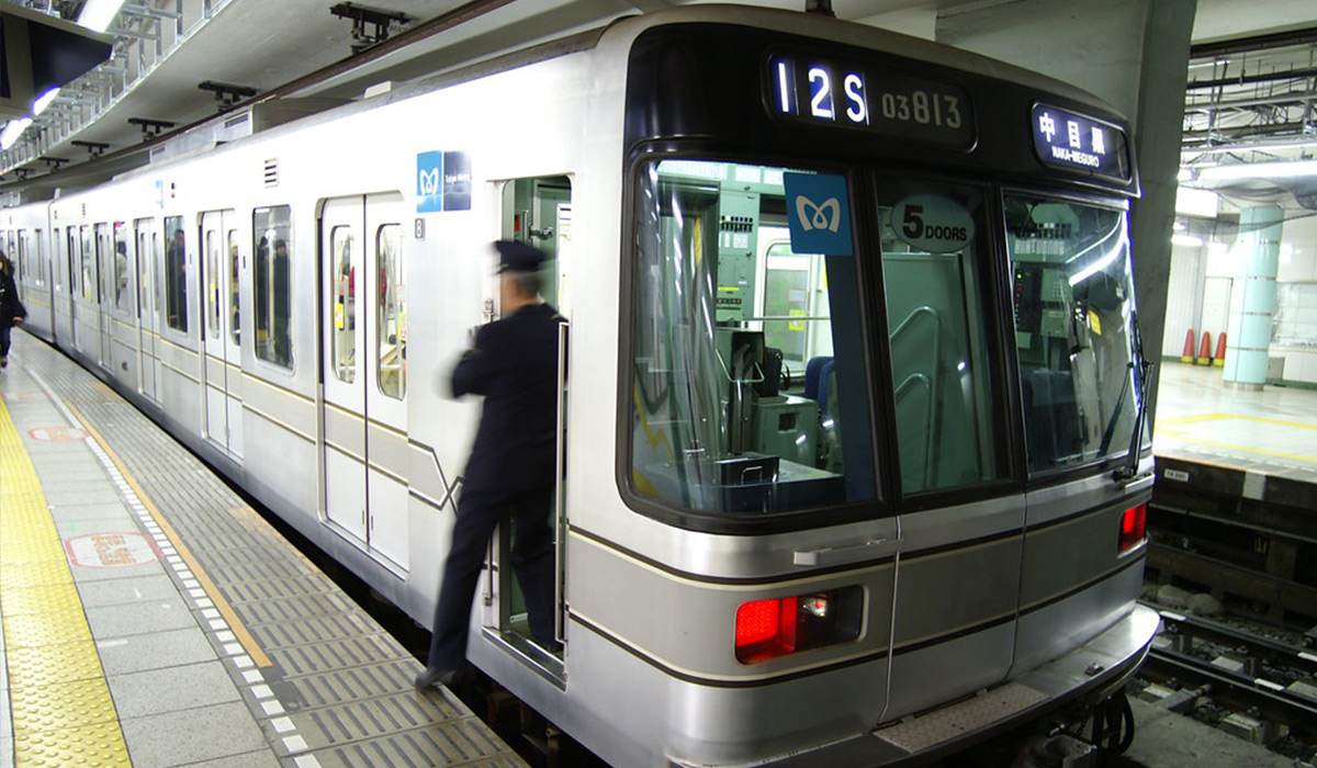 Metro en Tokio