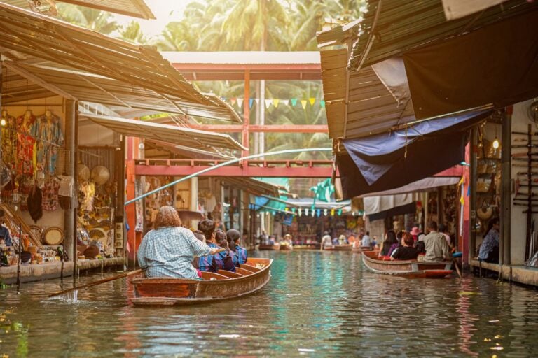 Mercado Flotante de Damnoen Saduak, Tailandia