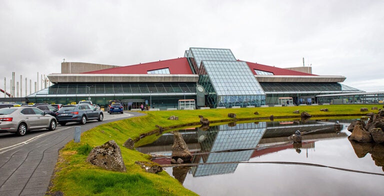 Aeropuerto Internacional de Keflavík (KEF), Islandia