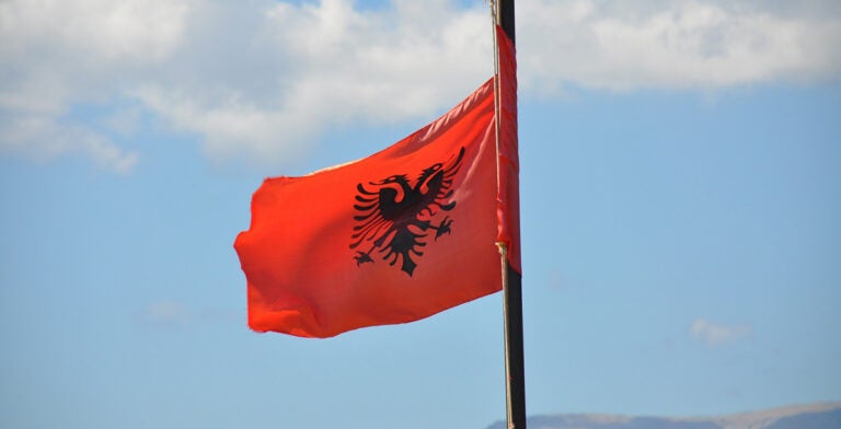 Bandera de Albania