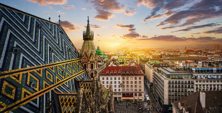 Vista de Viena, uno de los destinos más seguros donde viajar sola