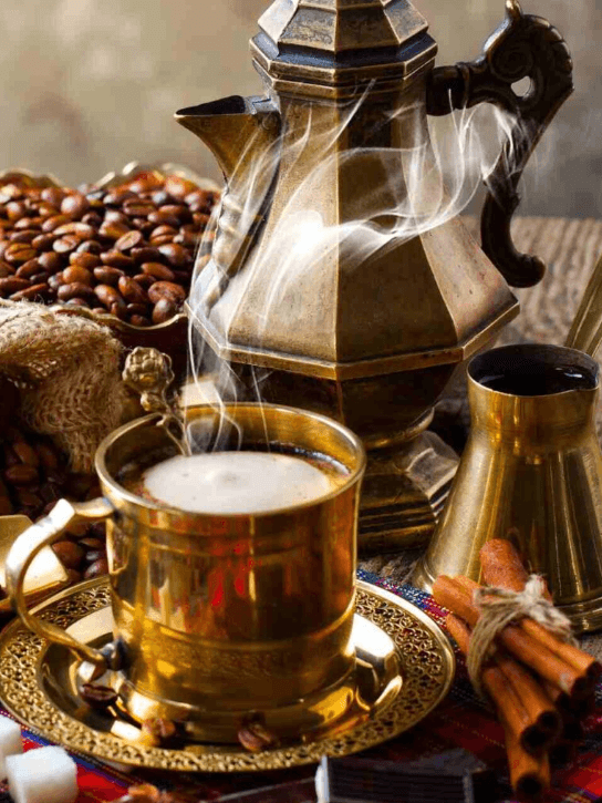 Una taza de café arábigo es una forma estupenda de tomar energía para el día que tenemos por delante.
