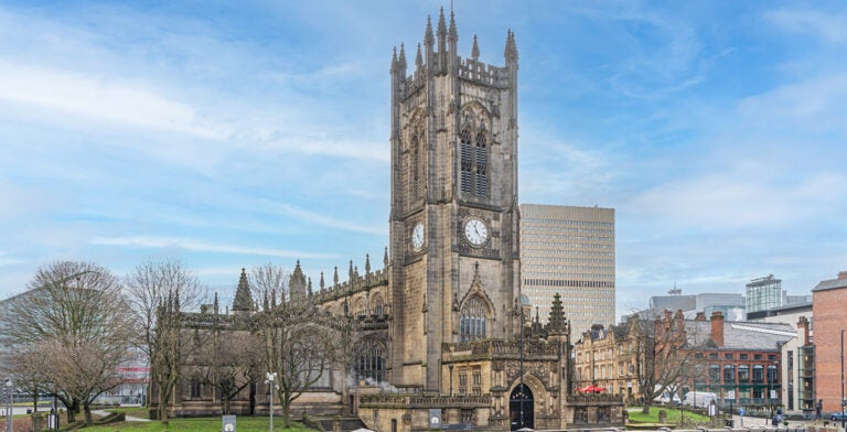 Catedral de Mánchester en el centro de la ciudad