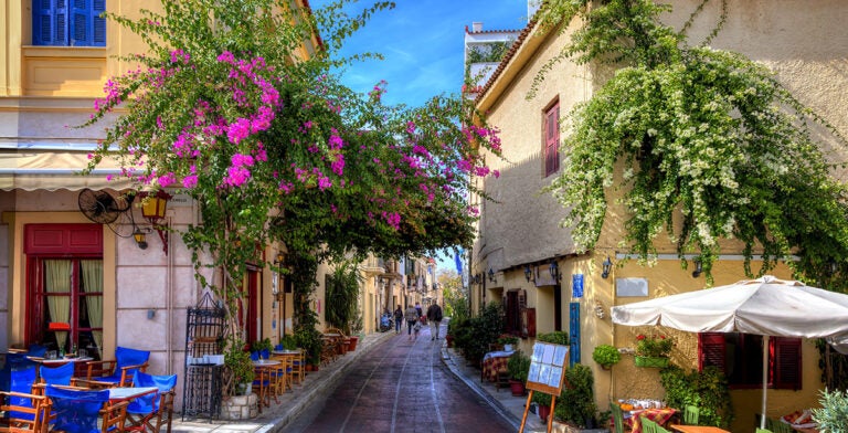 Plaka, un antiguo barrio histórico de Atenas