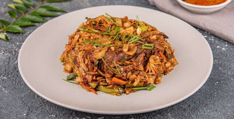 Kottu roti, plato típico en Sri Lanka