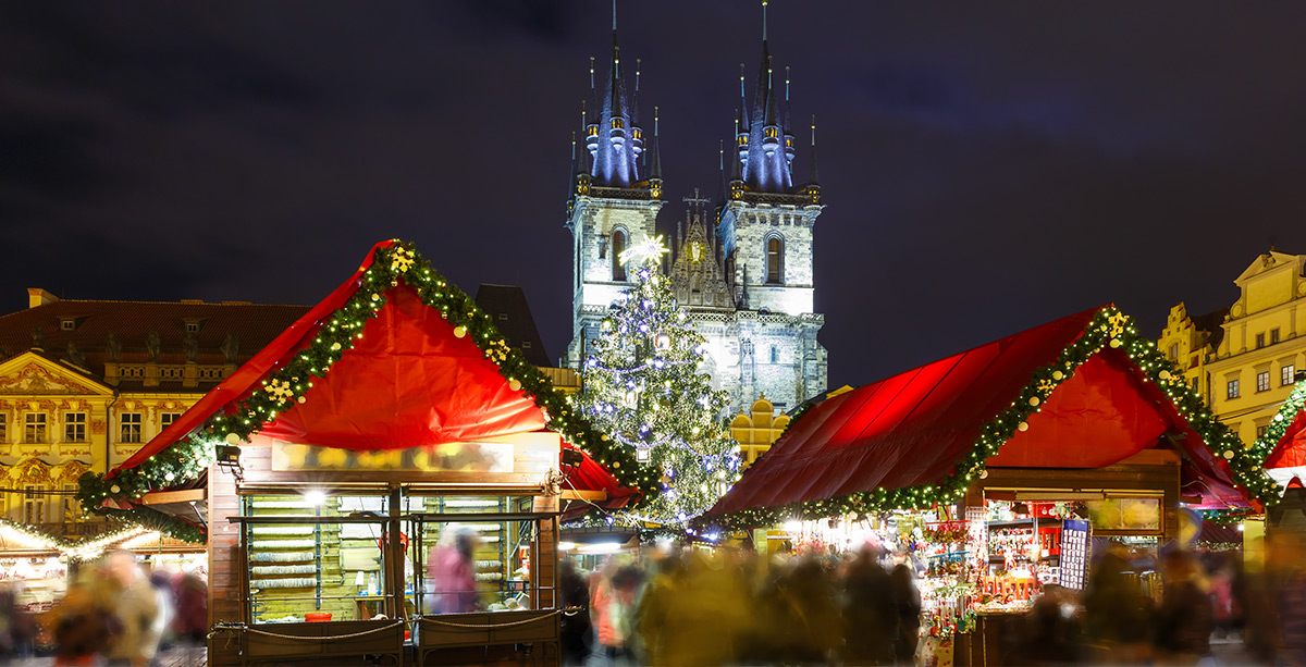 Mercadillo navideño de la plaza de la Ciudad Vieja