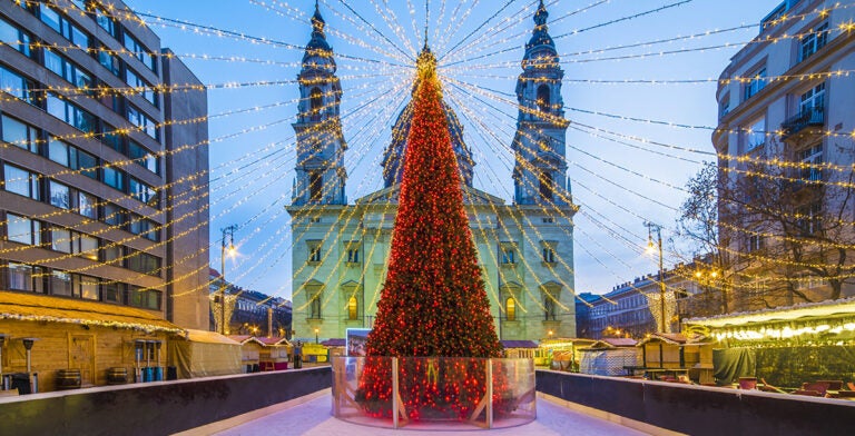 Budapest en Navidad: mercadillo de la plaza de San Esteban
