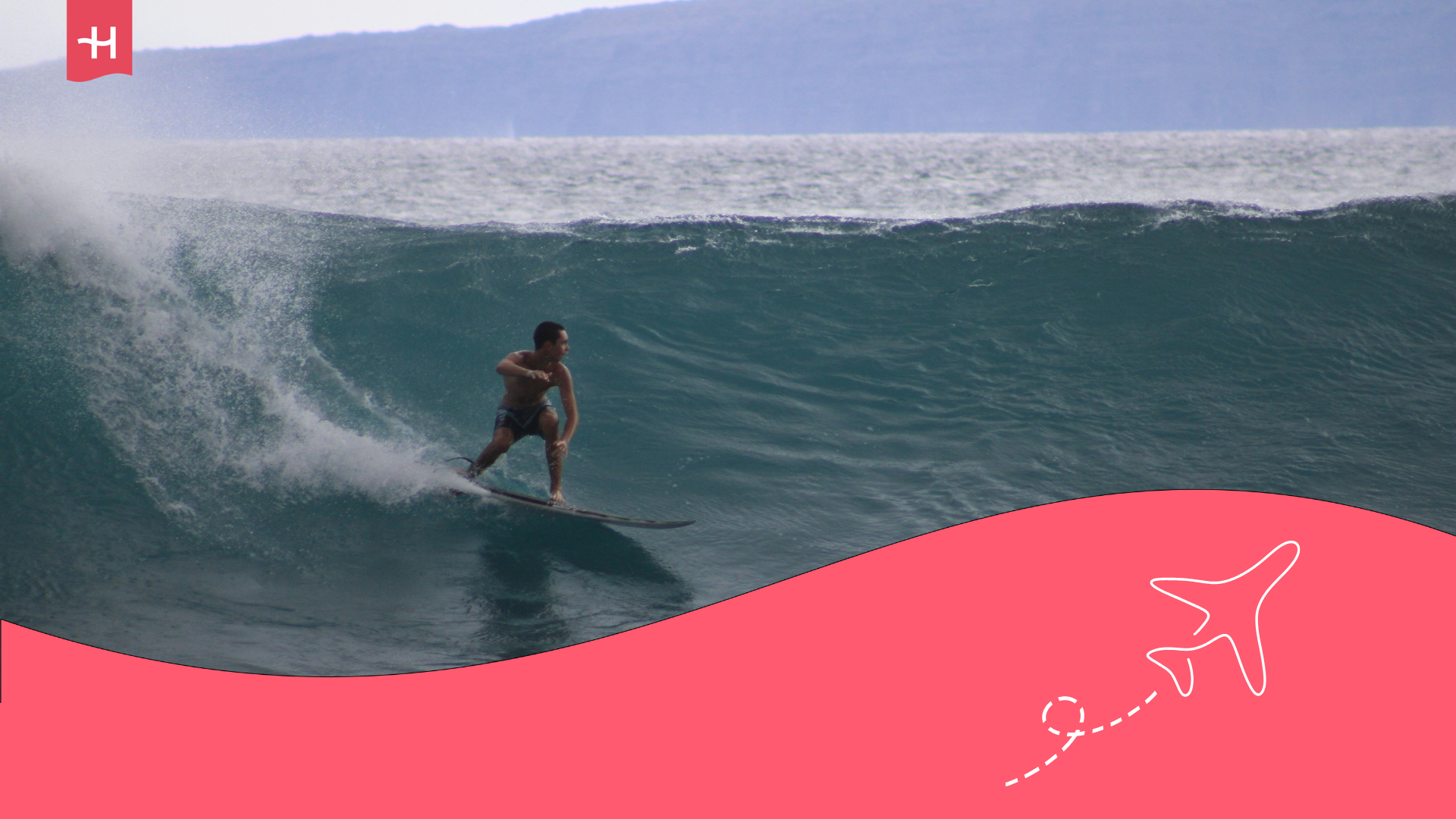 Hombre haciendo surf en Punta Cana.