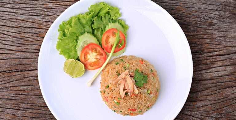 Khao pad, el clásico arroz frito tailandés