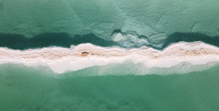 Vista de los lagos salados del oasis de Siwa