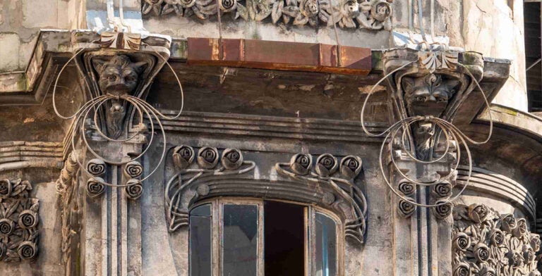 Fachada de un antiguo Han