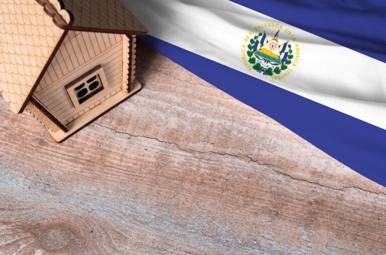 impuestos sobre la renta en el salvador