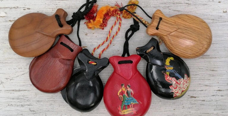 Castañuela, instrumento tradicional en España 