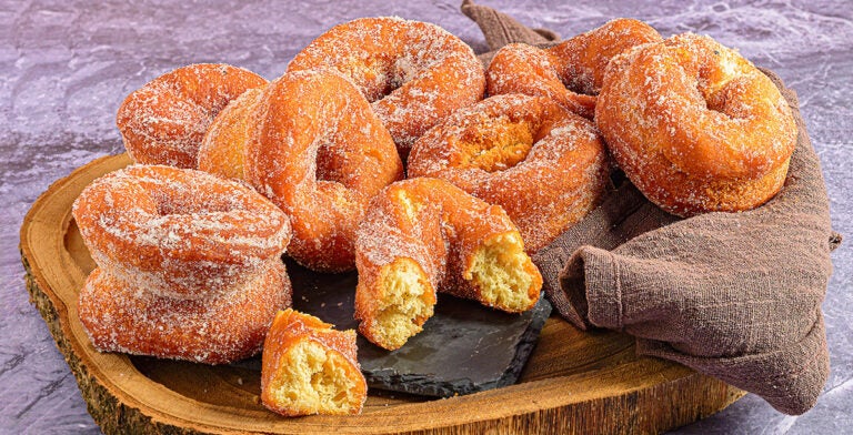 Rosquillas con glaseado de azúcar y limón 