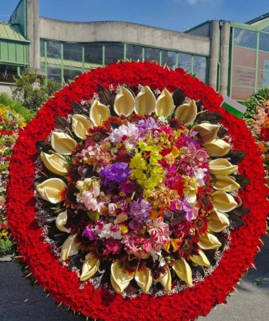 Silleta monumental de flores en la Feria de las Flores Medellin