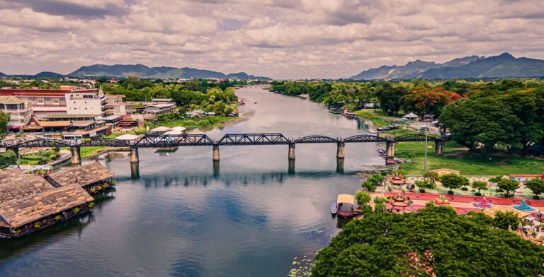 Puente sobre el río Kwai