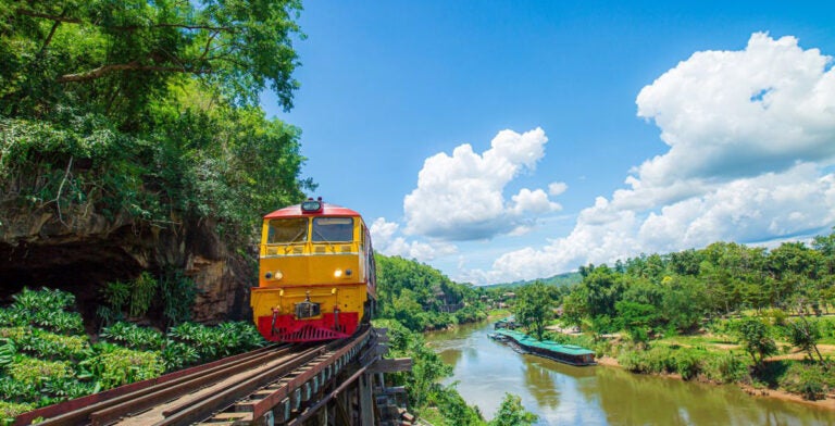 Ruta famosa de tren en Tailandia