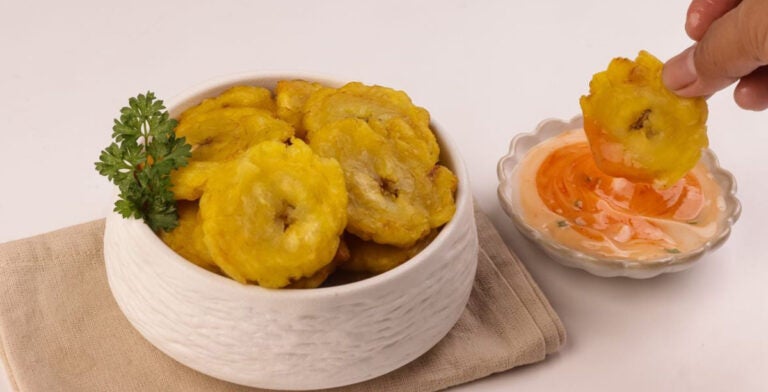Tostones de plátano verde