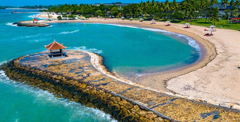 Vista de la zona turística de Nusa Dua en las cercanías de Denpasar, sur de Bali