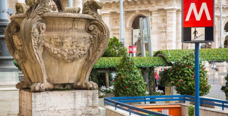 Metro de Roma