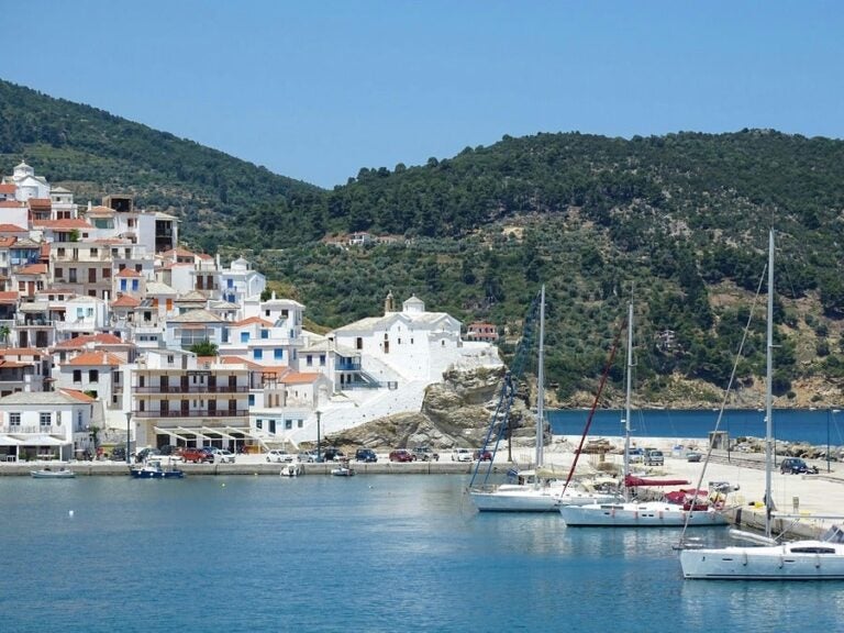 Spetses, una isla cercana a Atenas