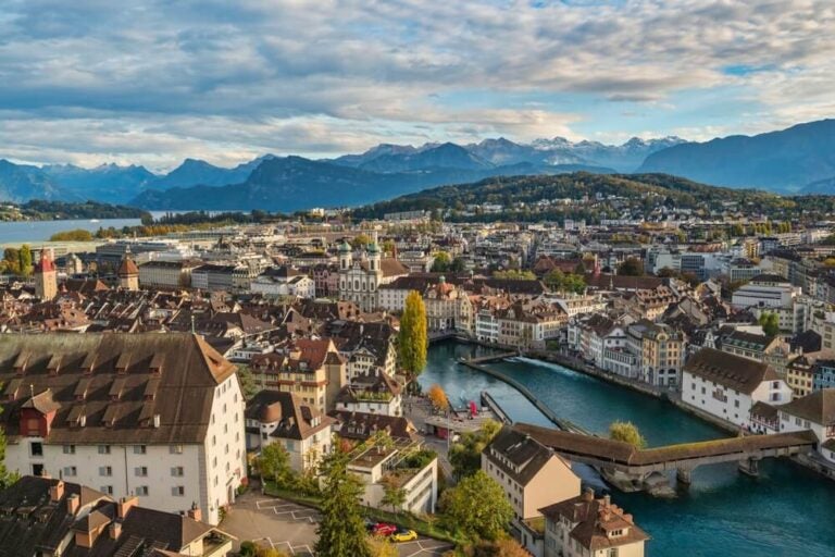 ¿Qué ver en los Alpes Suizos? Indispensable visitar Lucerna