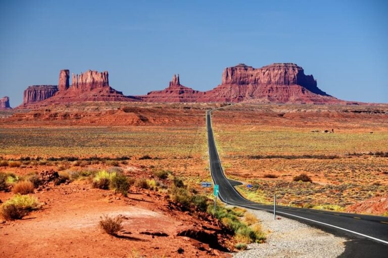 Monument Valley Scenic Drive
